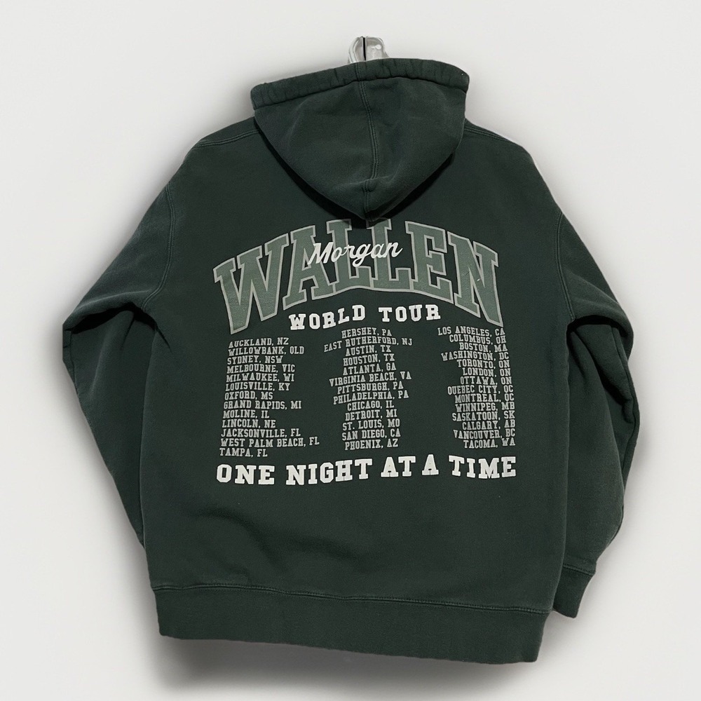 Morgan Wallen Concert Sweatshirt Hoodie Sz Medium Green One Night At A Time Tour